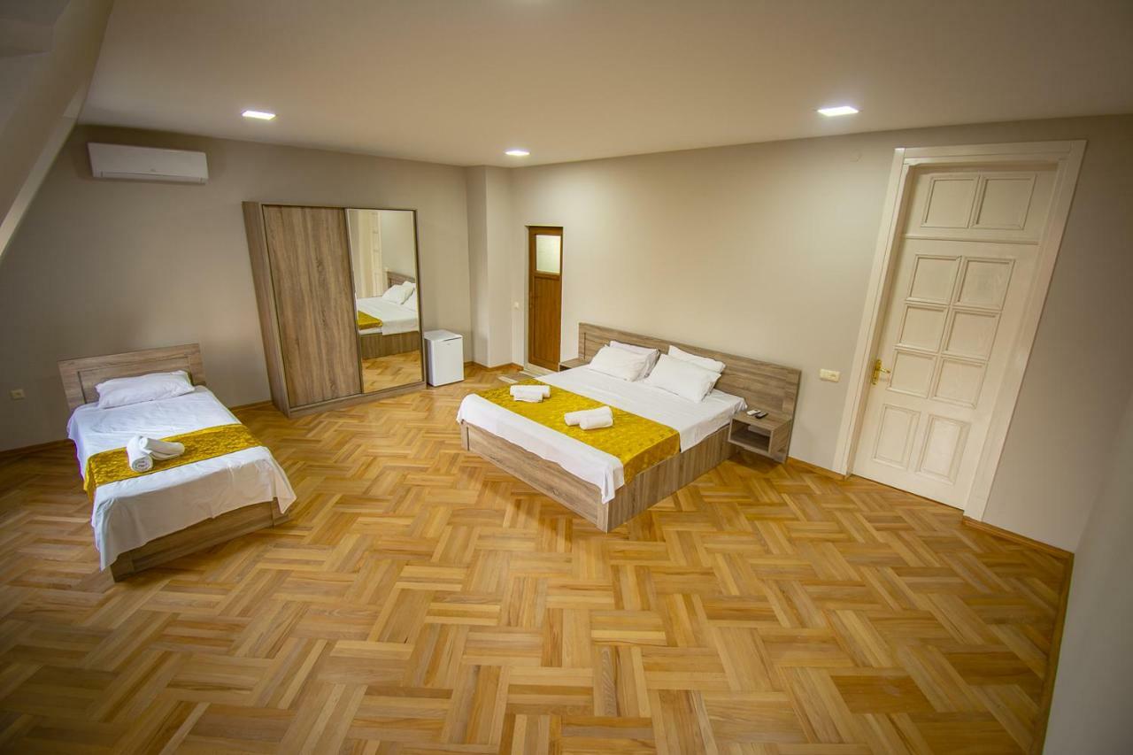 Nana'S Guesthouse Batumi Kültér fotó