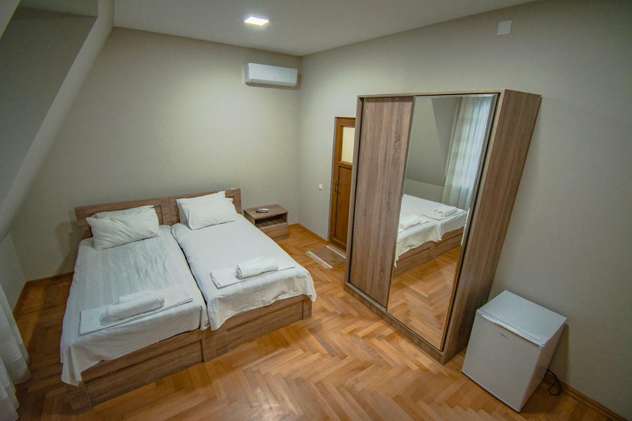 Nana'S Guesthouse Batumi Kültér fotó