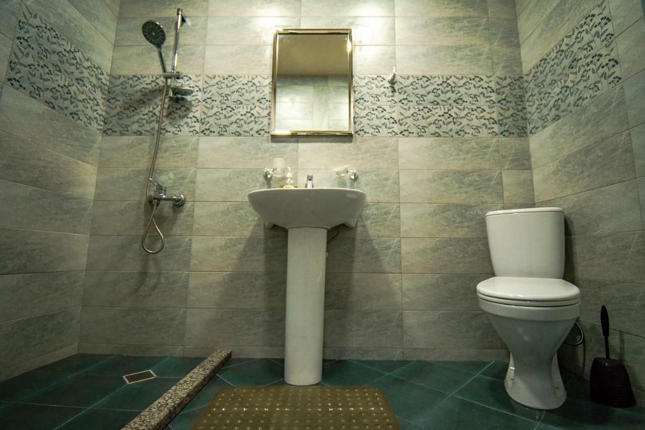 Nana'S Guesthouse Batumi Kültér fotó